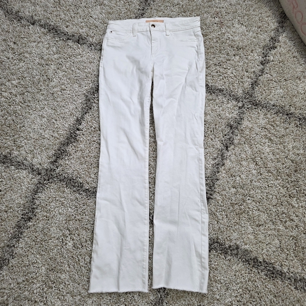 EUC Joe's Jeans The Honey curvy bootcut White denim mid rise Jeans